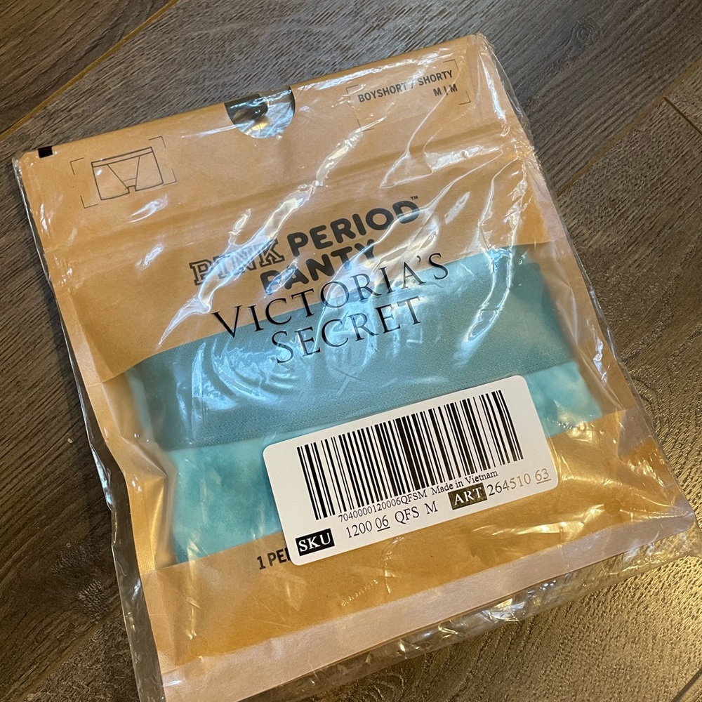 Victoria’s Secret PINK period panty boy short